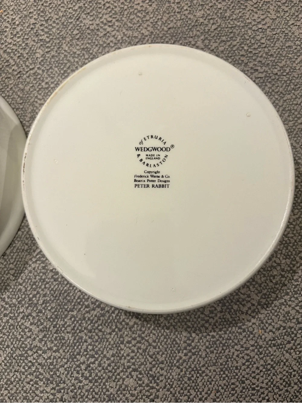 Beatrix Potter Peter Rabbit Wedgwood Porrigers/Dishes Set of 2
